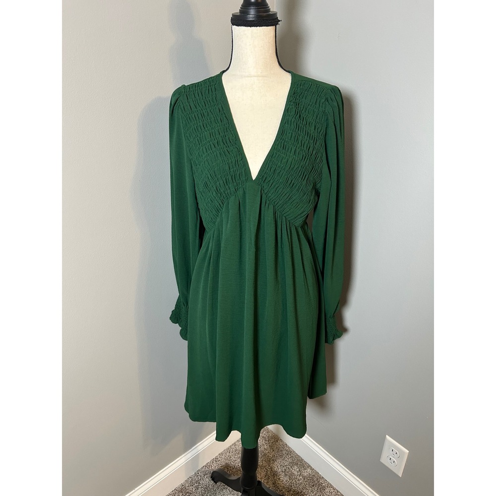 CUPSHE Emerald Green Smocked V-Neck Long Sleeve Mini Dress Empire Waist Size LG
